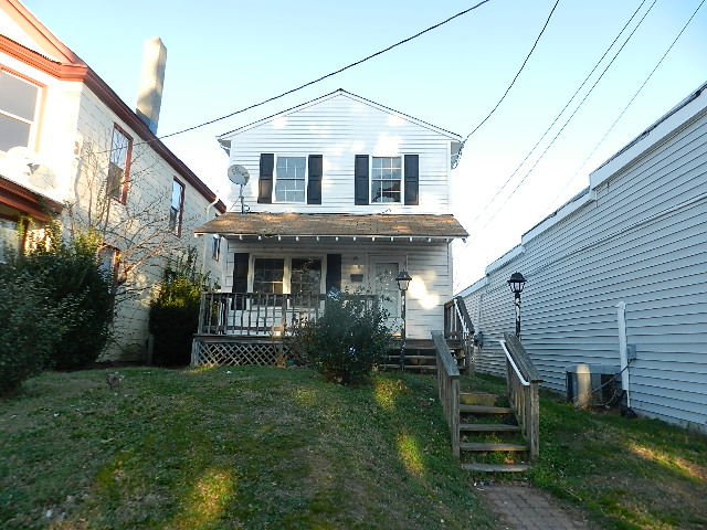 2402 Oak Ave, Newport News, VA 23607 