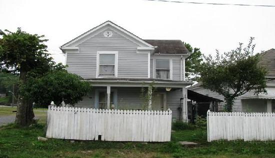 205 Twelfth St, Roanoke, VA 24013 