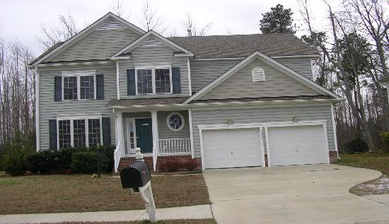 22334 Tradewinds Dr, Carrollton, VA 23314 