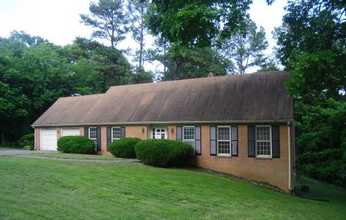 2129 Laurel Ln, Altavista, VA 24517 