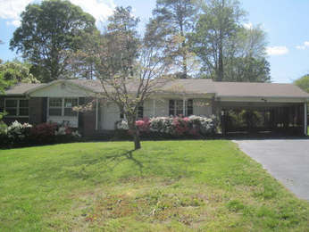 704 E California A, Crewe, VA 23930 