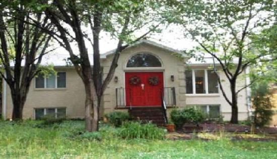 6816 Dillon Avenue, Mclean, VA 22101 