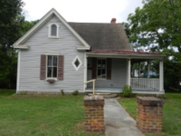 106 Underwood Ln, Smithfield, VA 23430 