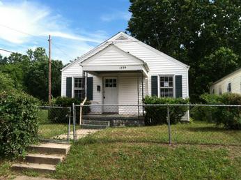 1239 N 35th St, Richmond, VA 23223 