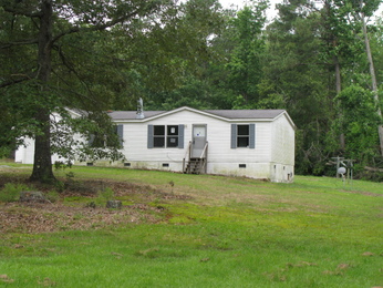 33486 Doctors Rd, Newsoms, VA 23874 