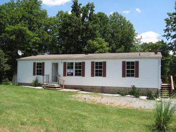 106 Cherokee Ln, Thaxton, VA 24174 