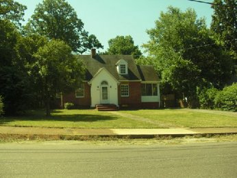 634 Baltimore Ave, Bedford, VA 24523 