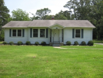 6005 La France Rd, Sandston, VA 23150 