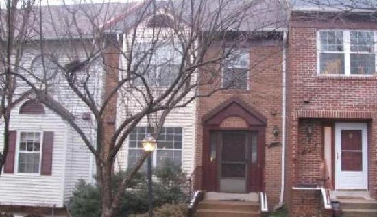 5935 Heatherwood Ct, Alexandria, VA 22310 