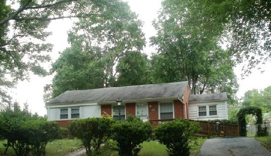 2134 Van Dorn Street, Petersburg, VA 23805 