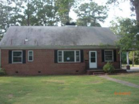 215 Jackson Ave, Sandston, VA 23150 