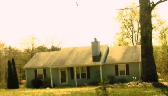 215 Gills Creek Lane, Hardy, VA 24101 