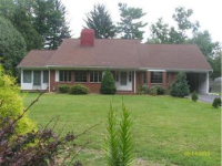 776 Rosser Ave, Waynesboro, VA 22980 
