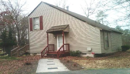 15824 Tri Gate Rd, Chester, VA 23831 