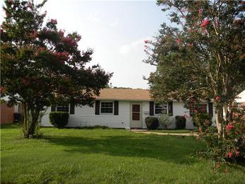 1905 Seward Dr, Hampton, VA 23663 