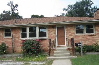 3613 Spruce Ave, Colonial Heights, VA 23834 