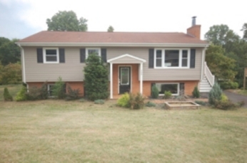 129 Langland Dr, Vinton, VA 24179 
