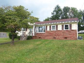 53 Hillside Ave, Bristol, VA 24201 