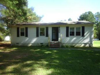 4261 Piney Swamp Rd, Hayes, VA 23072 