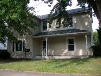 2037 Chestnut Ave, Buena Vista, VA 24416 