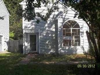 470 Charter Oak Dr, Newport News, VA 23608 