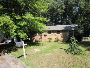 1701 Darby Dr, Petersburg, VA 23803 