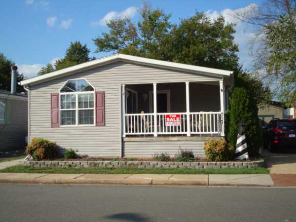 4224 Airline Parkway, Chantilly, VA 20151 