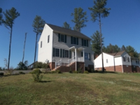107 Cooper St, Farmville, VA 23901 