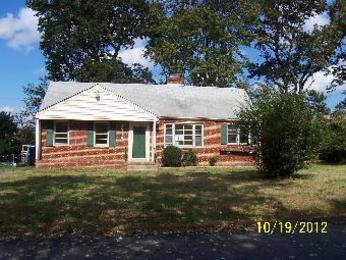 8714 Holly Hill Rd, Henrico, VA 23229 