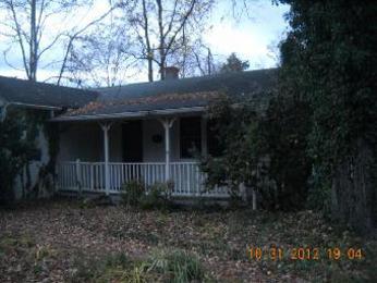 784 Poplar Spring Rd, Scottsville, VA 24590 