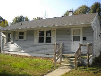 10 Tallwood Dr, Hampton, VA 23666 