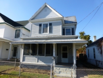 212 Hope St S, Hampton, VA 23663 