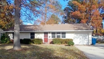4932 Klamath Rd, Virginia Beach, VA 23462 
