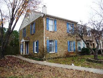 827 Sommerville Cres, Chesapeake, VA 23320 