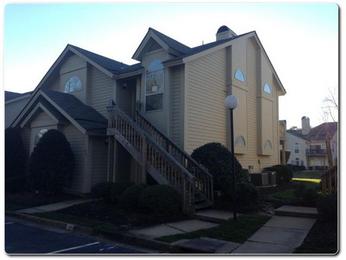 477 E Lake Cir, Chesapeake, VA 23322 