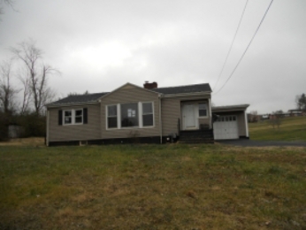 27 Farr Street, Castlewood, VA 24224 