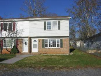 701 W 11th St, Front Royal, VA 22630 