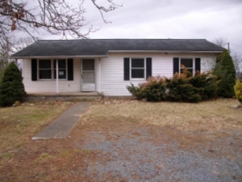 175 North Street, Elkton, VA 22827 