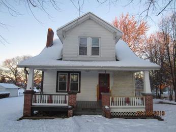 610 S Franklin St, Christiansburg, VA 24073 