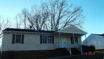 1608 Stewart Ave, Hopewell, VA 23860 