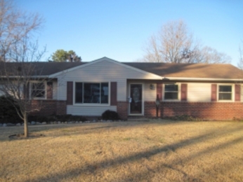 3404 Woodsman Ln, Virginia Beach, VA 23452 