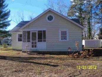 25 Boundary Ave, Onancock, VA 23417 