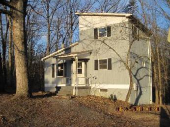 1050 Lakeview Dr, Woodstock, VA 22664 