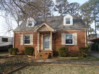 3 Sidney Pl, Newport News, VA 23601 