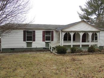 153 Gardner Dr, Woodlawn, VA 24381 