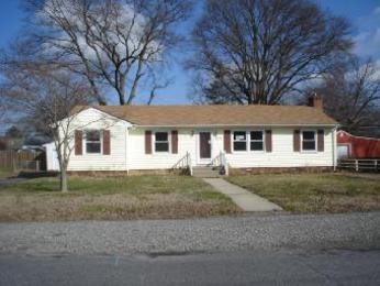 12 Gray St E, Sandston, VA 23150 