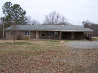 121 Oak Hill Drive, Cumberland, VA 23040 