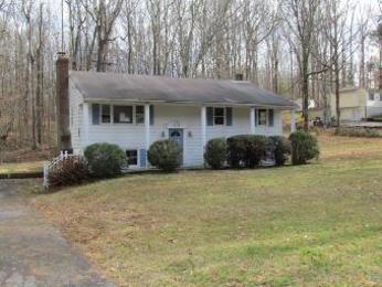 2401 Ocala Dr, Powhatan, VA 23139 