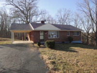 313 Lynn St, Hurt, VA 24563 