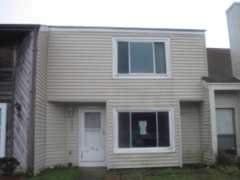 450 Falling Lane, Virginia Beach, VA 23454 